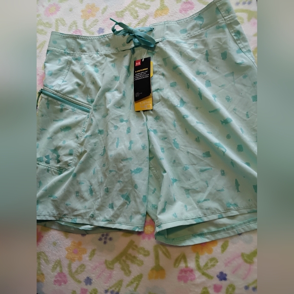 Under Armour Other - Under Armour Men's size 38 fishing themed swim trunks heat gear New with tags